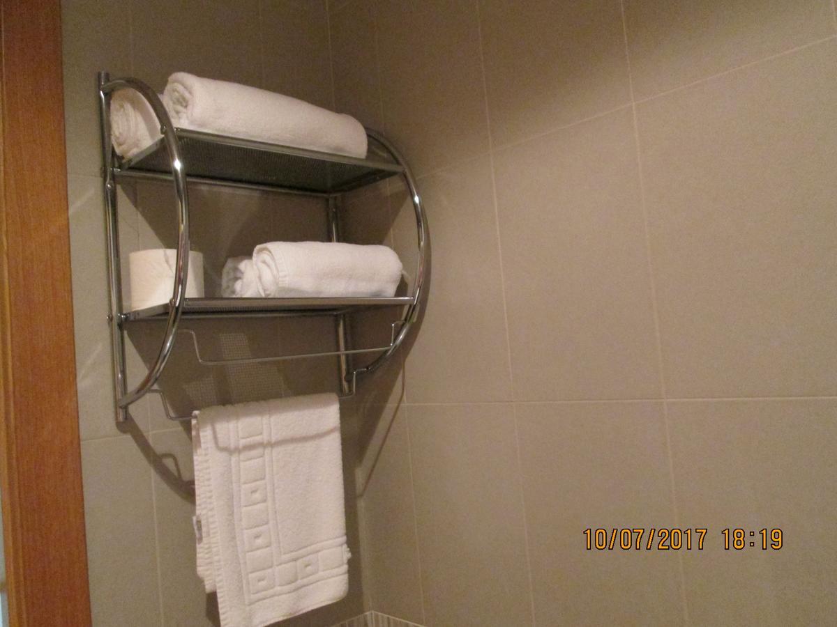 Hostal Banderas Fuensanta de Martos Exterior foto
